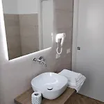 Albaria Rooms-apartments B&B 4*
