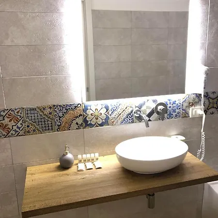 Albaria Rooms-apartments Bed & Breakfast